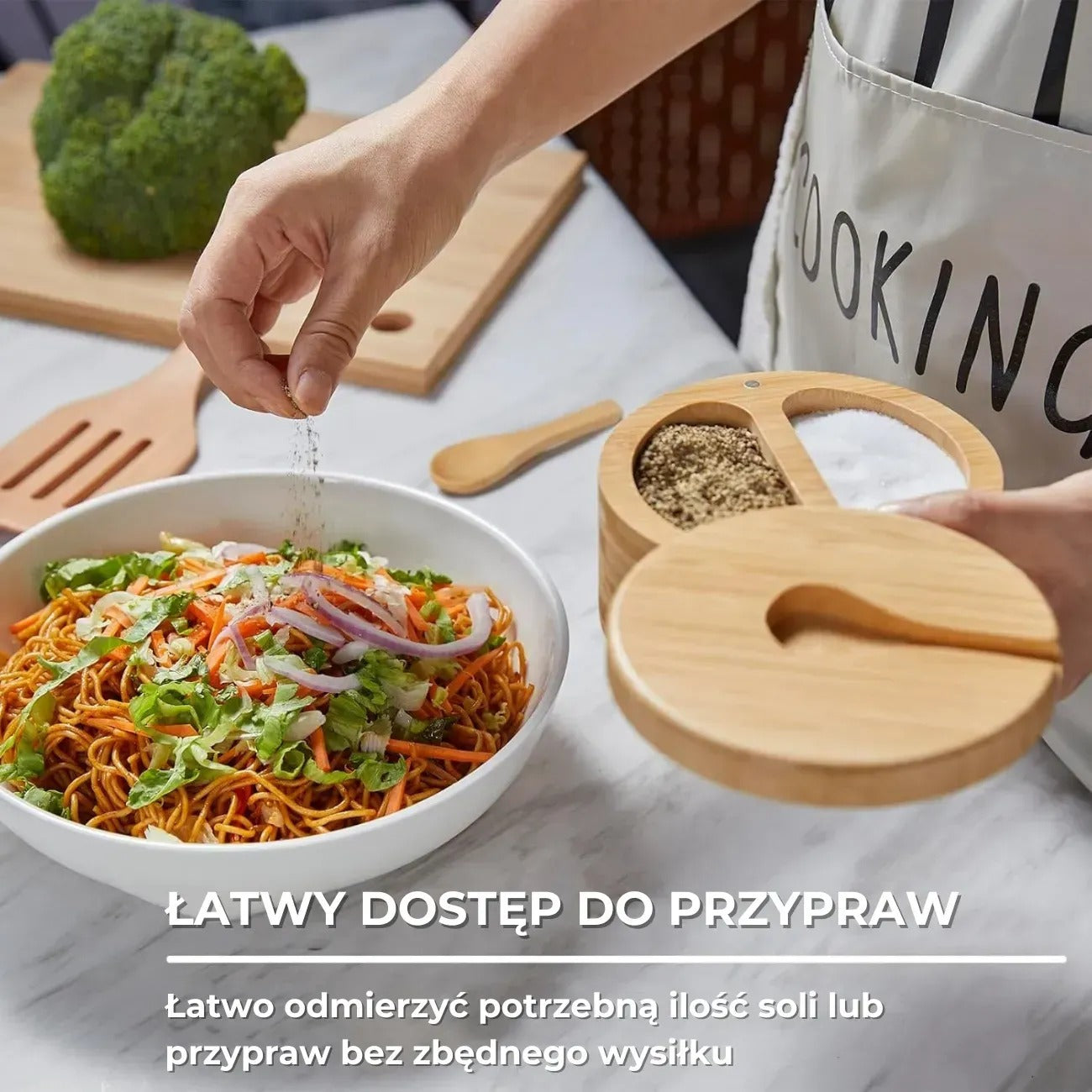 Elegancki pojemnik bambusowy na sól i pieprz z pokrywką i łyżeczką (91710001)