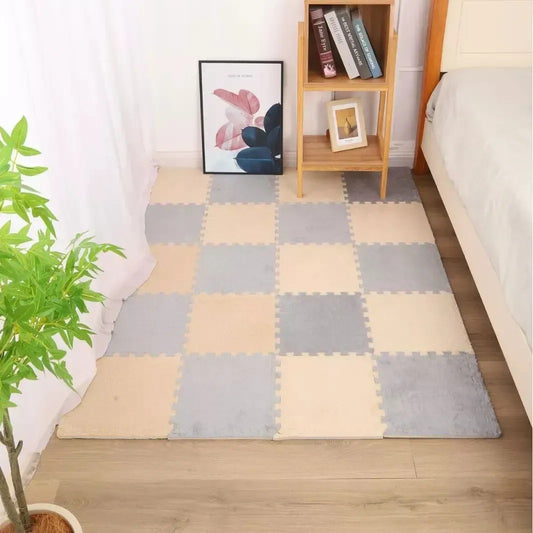 Beżowa mata podłogowa pluszowa 30x30 cm - zestaw 10 sztuk (84220003)